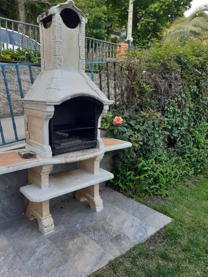 La Hojarasca Vendégház Cuevas Del Valle Kültér fotó